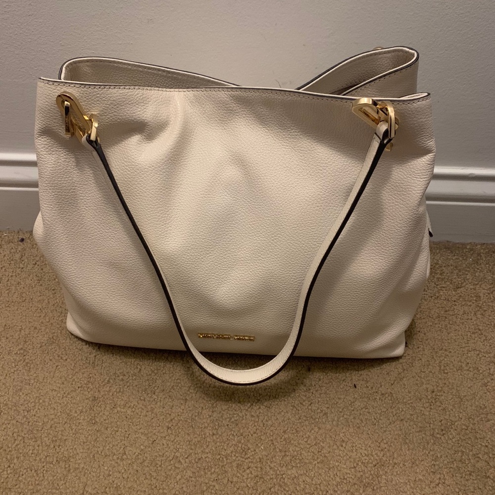 Michael Kors Leighton Shoulder Bag